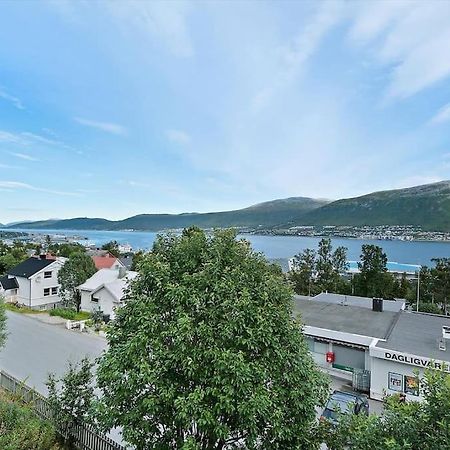 Modern Apartment In The Center Of The Island Tromso Exterior photo